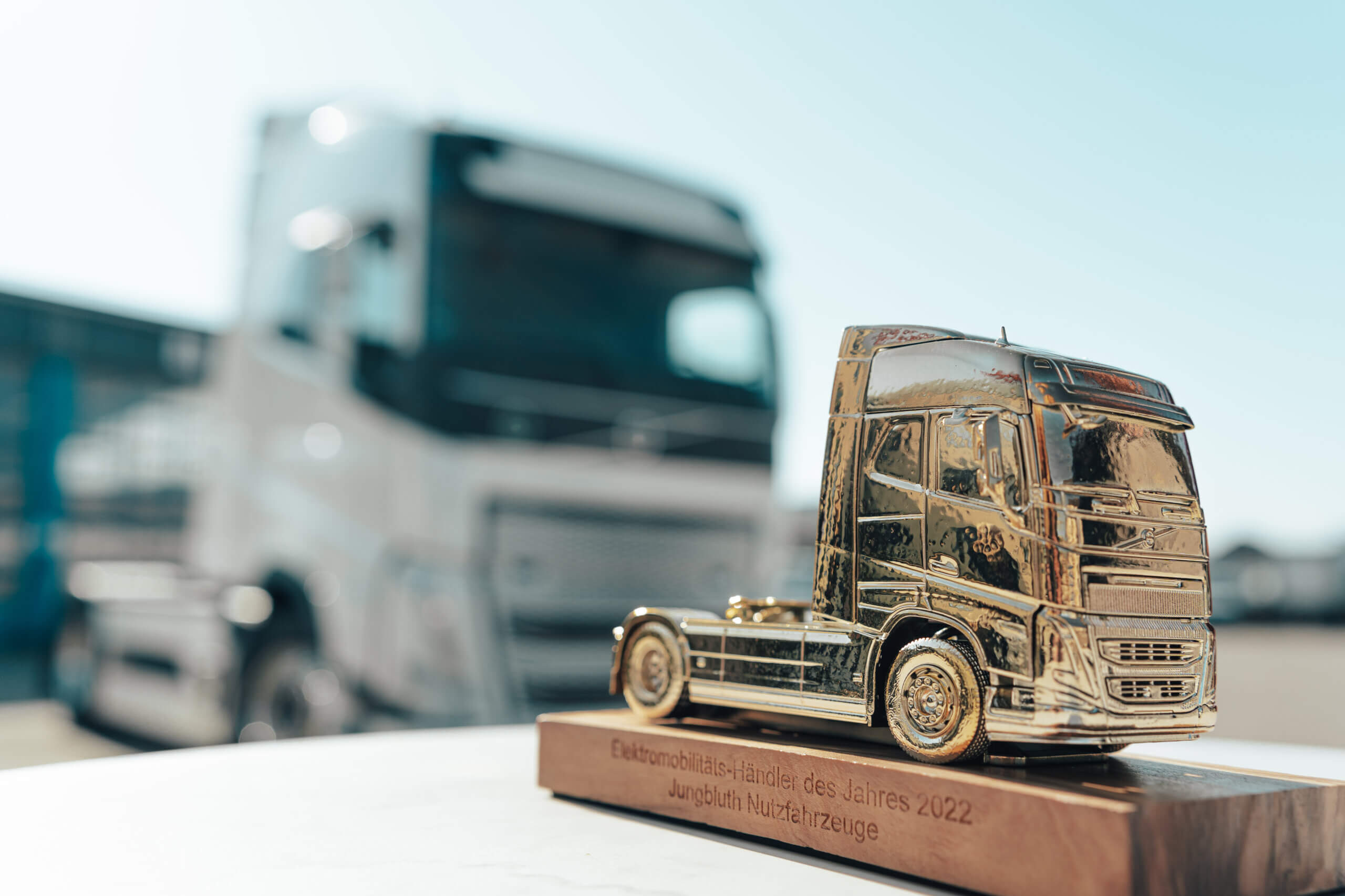 Titelbild Jungbluth Nutzfahrzeuge GmbH